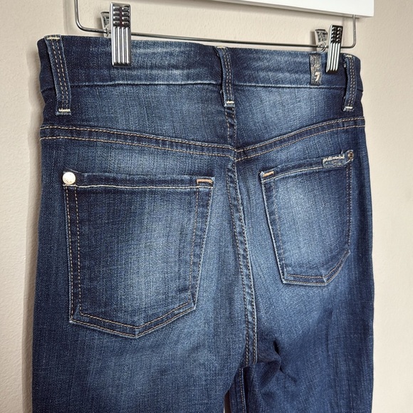 7 for All Mankind High Waist Skinny Jeans Sz 26 EUC Lightly Distressed Med Wash - Picture 8 of 14
